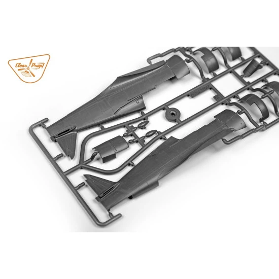 Clear Prop CP4804 - 1/48 H-75N Hawk, Advanced kit, scale model kit