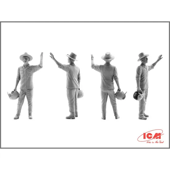 ICM 32062 - 1/32 - AH-1G Cobra with Vietnam War US Helicopter Pilots scale model