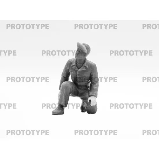 ICM 48088 - 1/48 USAAF Bomber Pilots and Ground Personnel (1944-1945) scale kit