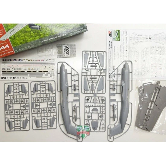 A&A Models 4402 - 1/144 - Lockheed C-141A Starlifter