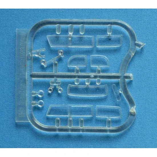 ACE 72577 - 1/72 - MB-770K Offener Tourenwagen - armoured cabriolet model