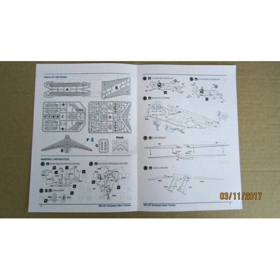 AMP 144-001 - 1/144 - MD-87 Aero Tanker Erickson plastic scale model kit