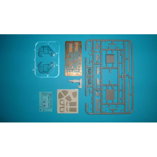 AMP 72-002 - 1/72 Fairey Ultra-light Helicopter scale plastic model kit