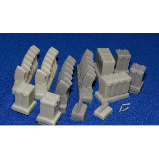 Dnepro Model Dn3533 - 1/35 German 20 mm FLAK magazine, magazine box, scale model