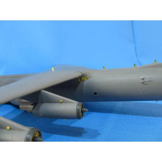 Metallic Details MD14423 - 1/144 - C-141 (Roden) Detailing Set