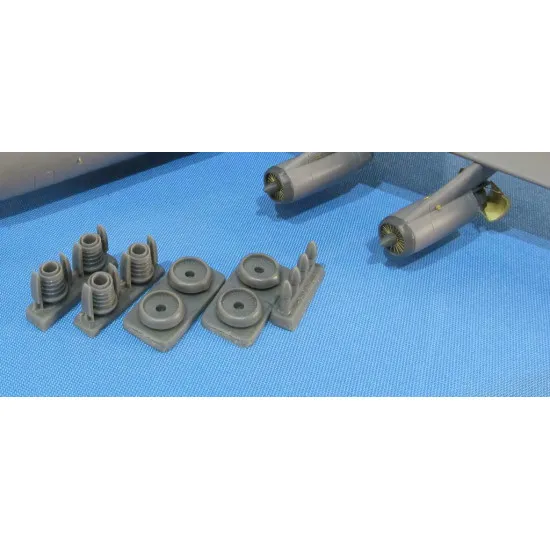 Metallic Details MDR14414 - 1/144 - Detailing set for C-141. Engines (Roden)