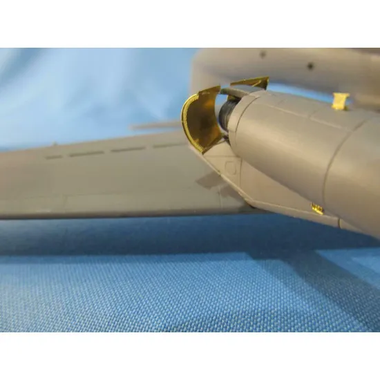 Metallic Details MDR14414 - 1/144 - Detailing set for C-141. Engines (Roden)