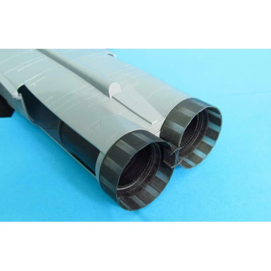 Metallic Details MDR4830 - 1/48 - MiG-25PD. Jet nozzles (ICM) resin parts