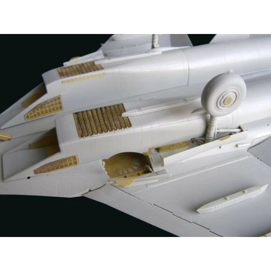 Metallic Details MD4827 - 1/48 - Detailing set for aircraft Su-35. Air intakes