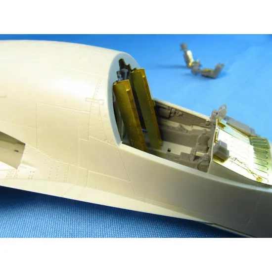 Metallic Details MDR7235 -1/72 - Detailing set for Su-34 Cockpit set