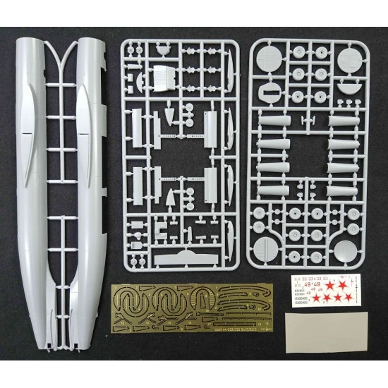 Mikro Mir 144-033 - 1/144 Myasishchev 3MD, scale plastic model aircraft