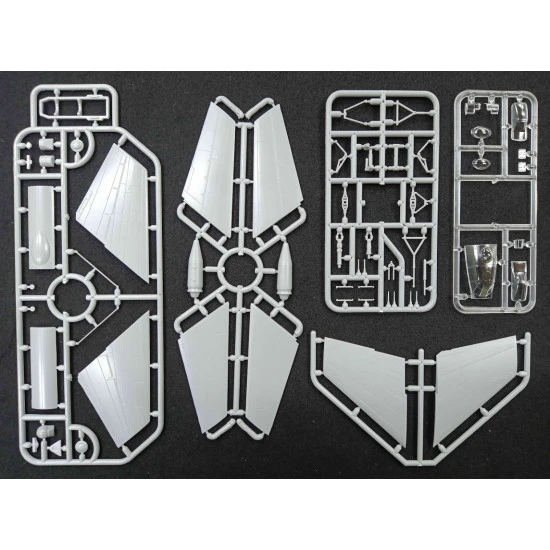 Mikro Mir 144-033 - 1/144 Myasishchev 3MD, scale plastic model aircraft