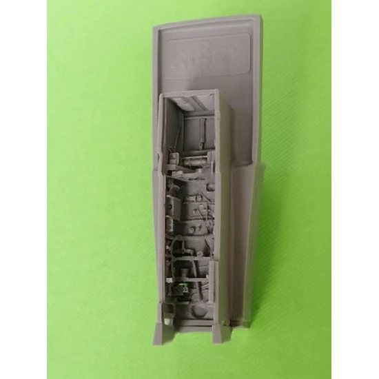 Kirrey 018 1/48 F-4 D Phantom cockpit set (Zoukei Mura kit) with front wheel bay