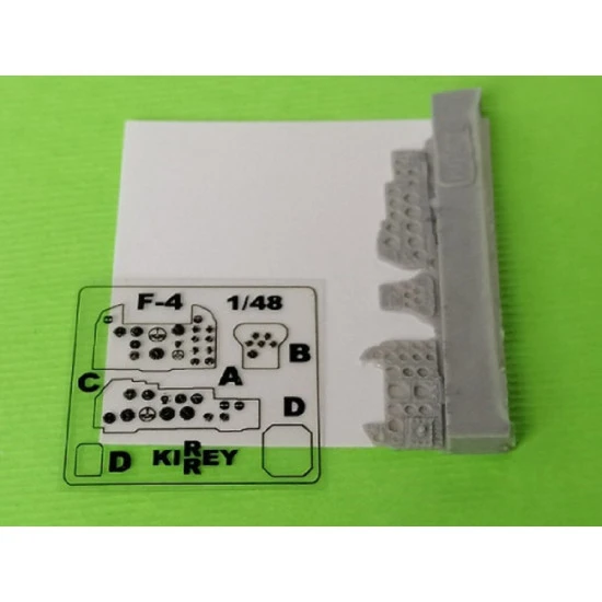 Kirrey 018 1/48 F-4 D Phantom cockpit set (Zoukei Mura kit) with front wheel bay