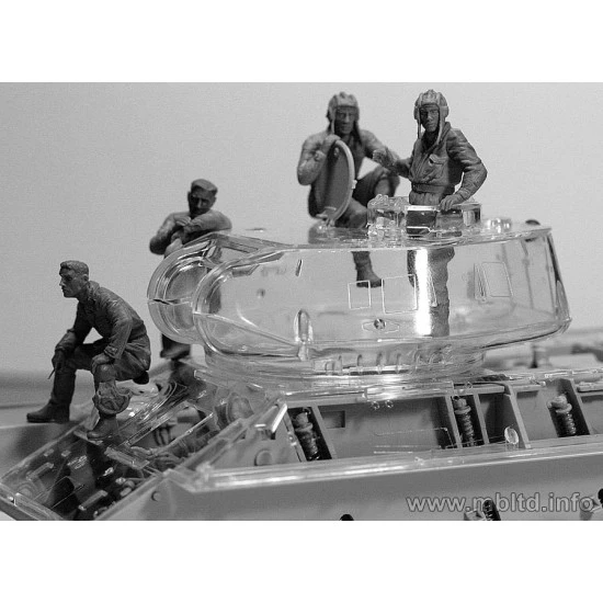 Soviet Tank Crew, 1943-1945 5 figures 1/35 Master Box 3568
