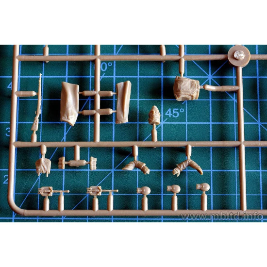 Cold Wind 5 figures 1/35 Master Box 35103