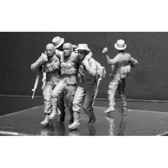 Head for the Huey, Vietnam War series 5 figures 1/35 Master Box 35107
