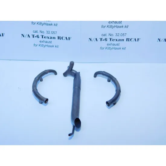 REXx 32057 - 1/32 NA T-6 Texan RCAF KittyHawk scale metal model kit