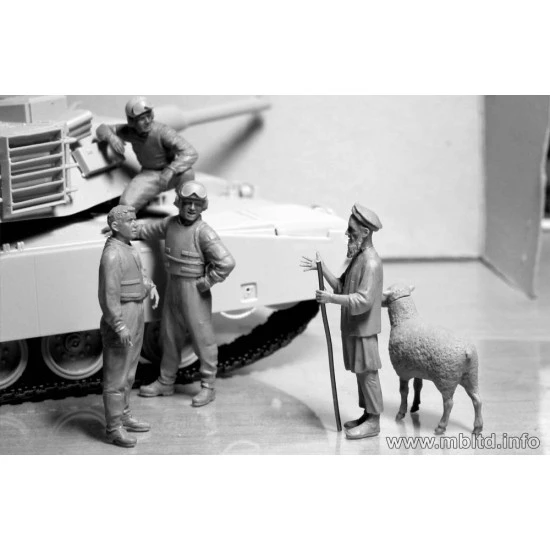 US tankmen in Afghanistan. 5 figures 1/35 Master Box 35131 US tankmen in Afghanistan. 5 figures 1/35 Master Box 35131