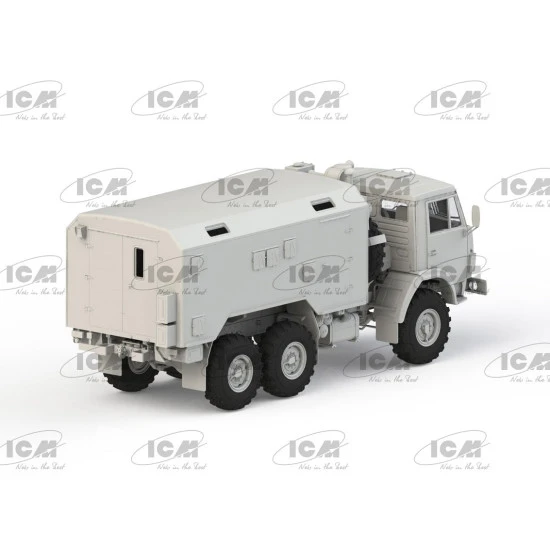 ICM 35002 - 1/35 - Soviet Six-Wheel Army Truck with Shelter scale model kit