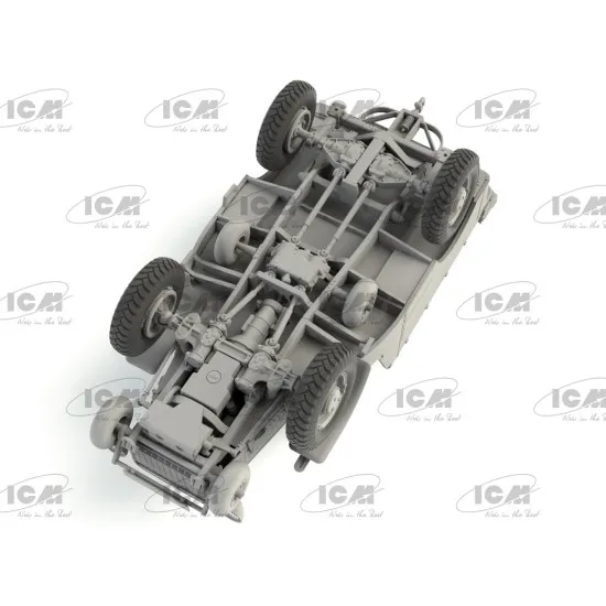 ICM 35570 - 1/35 - Laffly V15T WWII French Artillery Towing Vehicle scale model