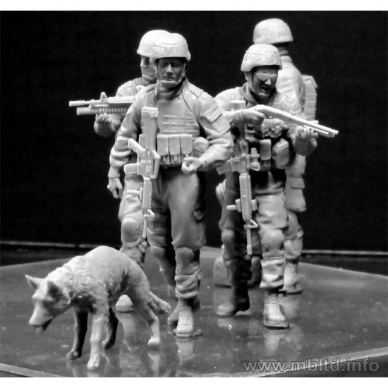 Modern US infantrymen. Cordon and Search 4 figures 1/35 Master Box 35154