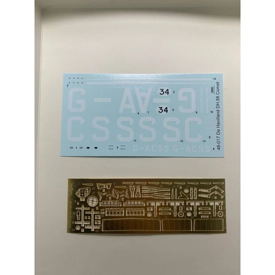 Mikro Mir 48-017 - 1/48 De Havilland Dh 88 Comet Scale Model Kit