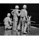 Dogs in service in the US Marine Corps, WW II era 3 figures 3 dogs 1/35 Master Box 35155