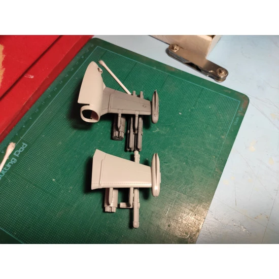 Metallic Details MDR48122 - 1/48 Ka-50. Stub wing with AT-16 Scallion and B-8V20