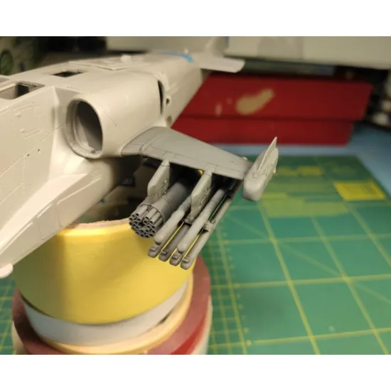 Us Stock Metallic Details Mdr48122 - 1/48 Ka-50. Stub Wing With At-16 Scallion And B-8v20