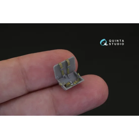 Quinta QD48109 - 1/48 3D-Printed & coloured interior for F4U-4 (HobbyBoss kit)