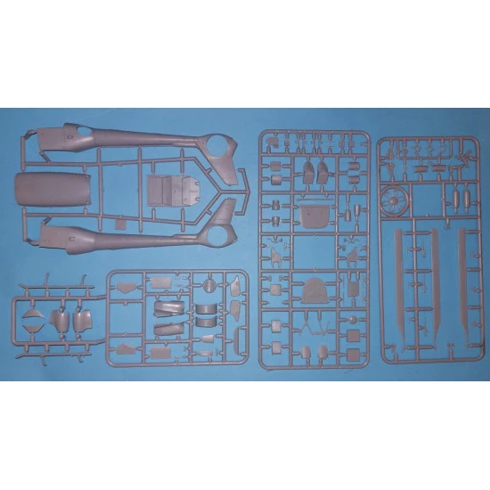 AMP 48-020 - 1/48 - Aerospatiale / Westland Gazelle helicopter plastic model kit