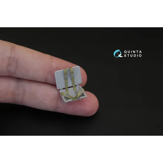 Quinta QD32054 - 1/32 3D-Printed colored interior for F4U-4 Trumpeter kit