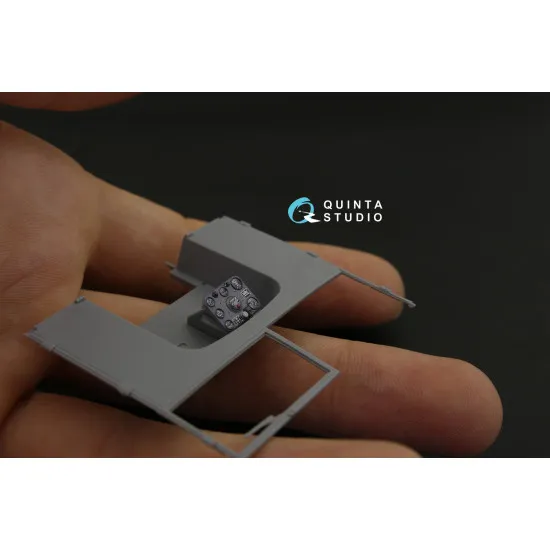 Quinta QD35031 - 1/35 3D-Printed coloured Interior for Henschel 33 D1 ICM kit