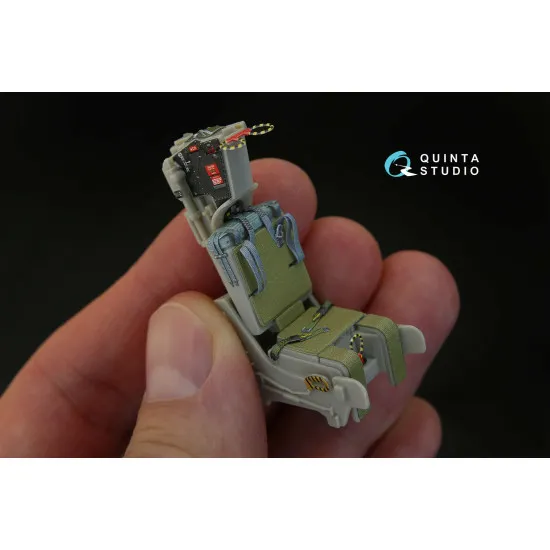 Quinta studio's QR32003 - 1/32 GRU-7A ejection seats for F-14A (2pcs) Tamiya kit