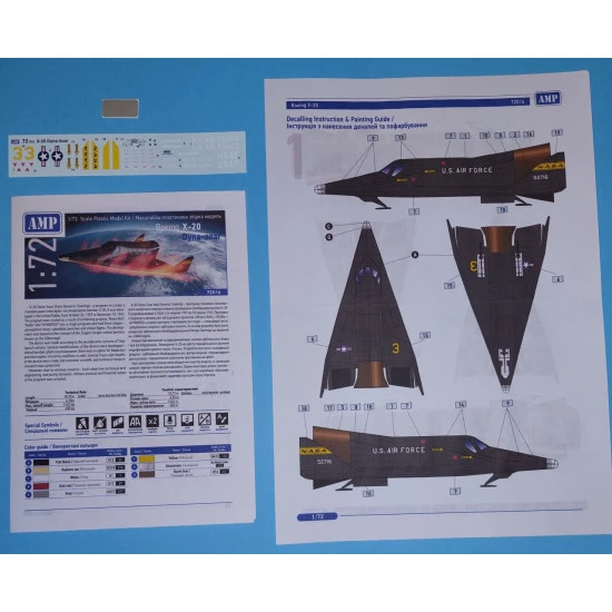 AMP 72-016 - 1/72 - Boeing X-20 Dyna-soar scale plastic model aircraft