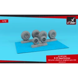 Armory AW72358 1/72 B-29 Superfortress late production wheels w/ weighted (GS)