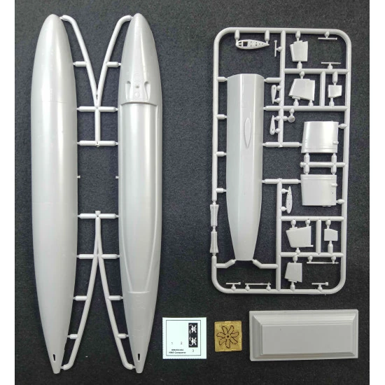 Mikro Mir 350-044 - 1/350 - HMS Conqueror. Submarine