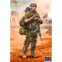 Us Stock Master Box 24074 - 1/24 Post-apocalyptic Series. The Last Bridge. Kit No. Raider Reaper