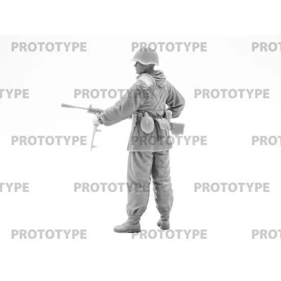 ICM 16013 - 1/16 WW2 assault engineer-sapper, scale plastic model kit