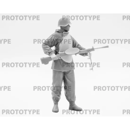 Us Stock Icm 16013 - 1/16 Ww2 Assault Engineer-sapper, Scale Plastic Model Kit