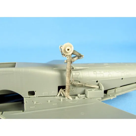 Metallic Details MDR48142 - 1/48 Su-27. Landing gears (for Great Wall Hobby kit)