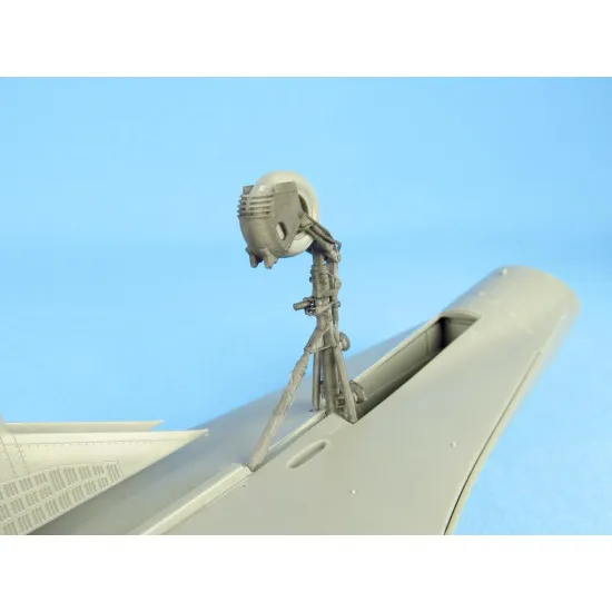 Metallic Details MDR48142 - 1/48 Su-27. Landing gears (for Great Wall Hobby kit)