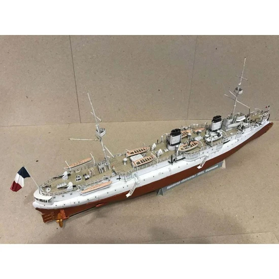 Orel 343 1/200 Pascal protected cruiser, France 1895. Paper model kit