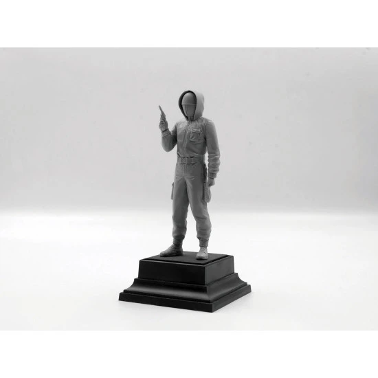 ICM 16210 1/16 Squid Game, scale plastic model kit