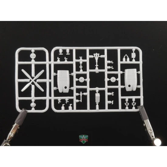 AA Models 7226 - 1/72 - Beechcraft 350 King Air scale plastic model kit