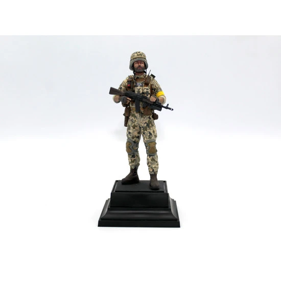 ICM 16104 - 1/16 - Soldier of the Armed Forces of Ukraine Plastic model kit