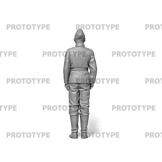 ICM 24020 - 1/24 - WWII German Staff Personnel, Plaastic model figures