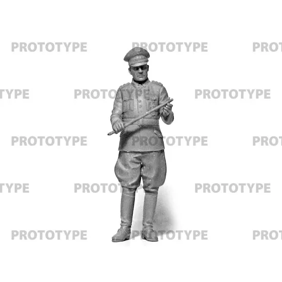 ICM 24020 - 1/24 - WWII German Staff Personnel, Plaastic model figures
