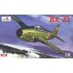 Yak-21 Soviet jet fighter (Yakovlev design bureau) 1/72 Amodel 7247